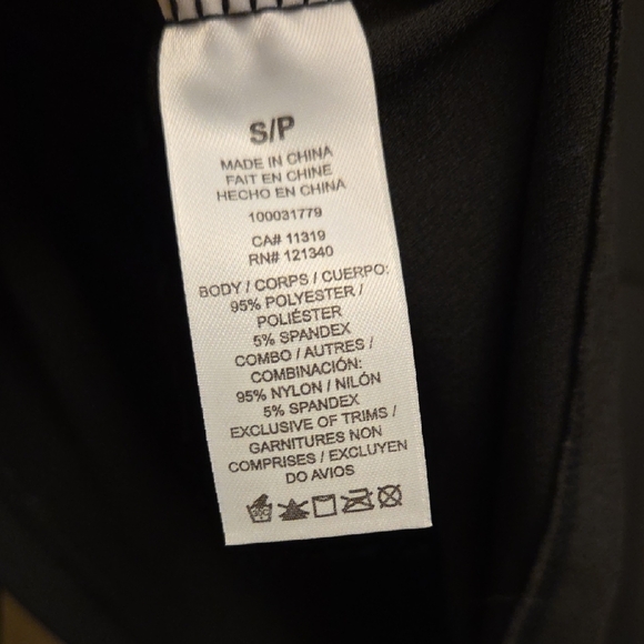 Dynamite Black Long Sleeve Dress Top With Mesh V Neck Panel Size S - Picture 8 of 8